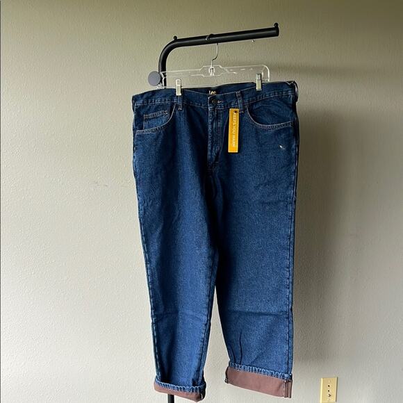 NWT Lee Men's Fleece-Lined Relaxed Straight Leg Dark Blue Jeans - Picture 2 of 6